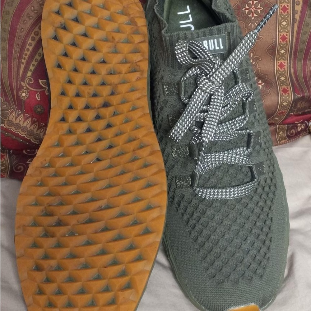 Men’s sneakers